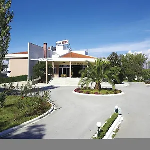 https://iris.hotelschalkidiki.net