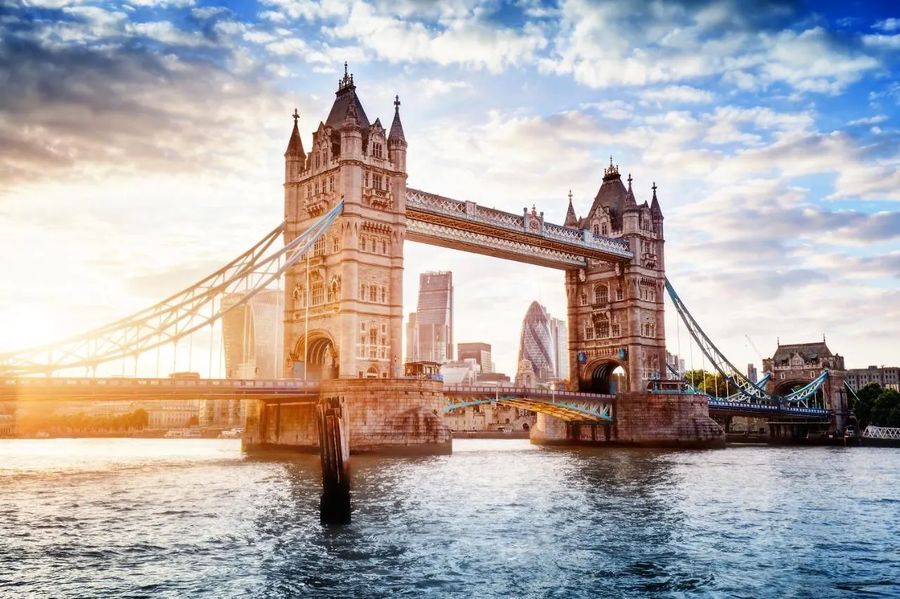 Clayton Hotel City Of Londra